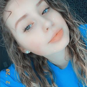 Meet your Posher, Gabriella